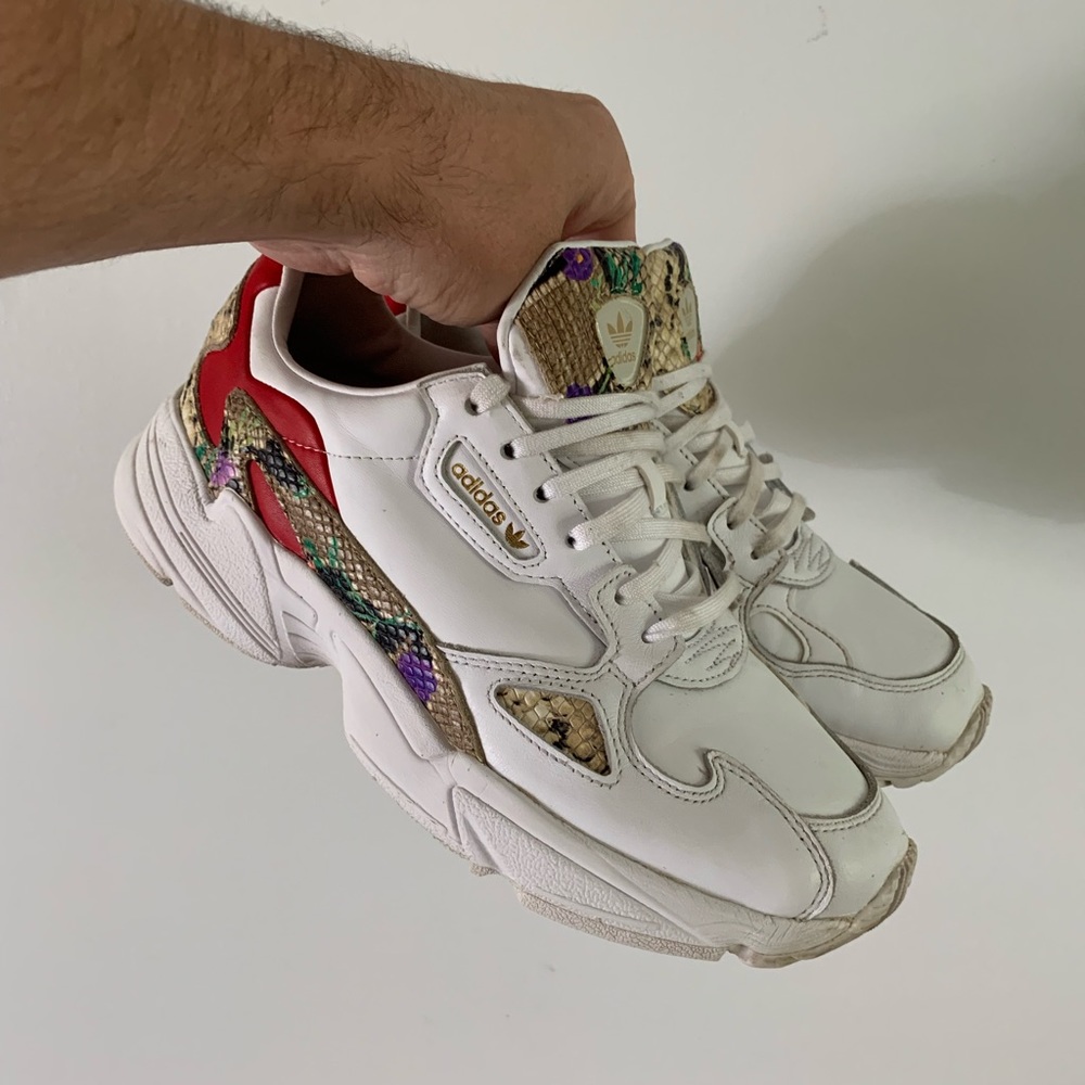 Adidas Falcon Scarlet White/Gold Sneakers 👟